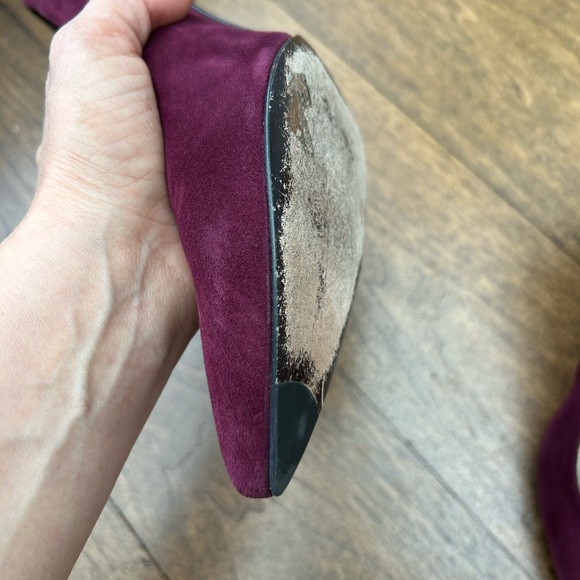 Stuart Weitzman suede pumps. Size 8. Maroon color. - Picture 8 of 11